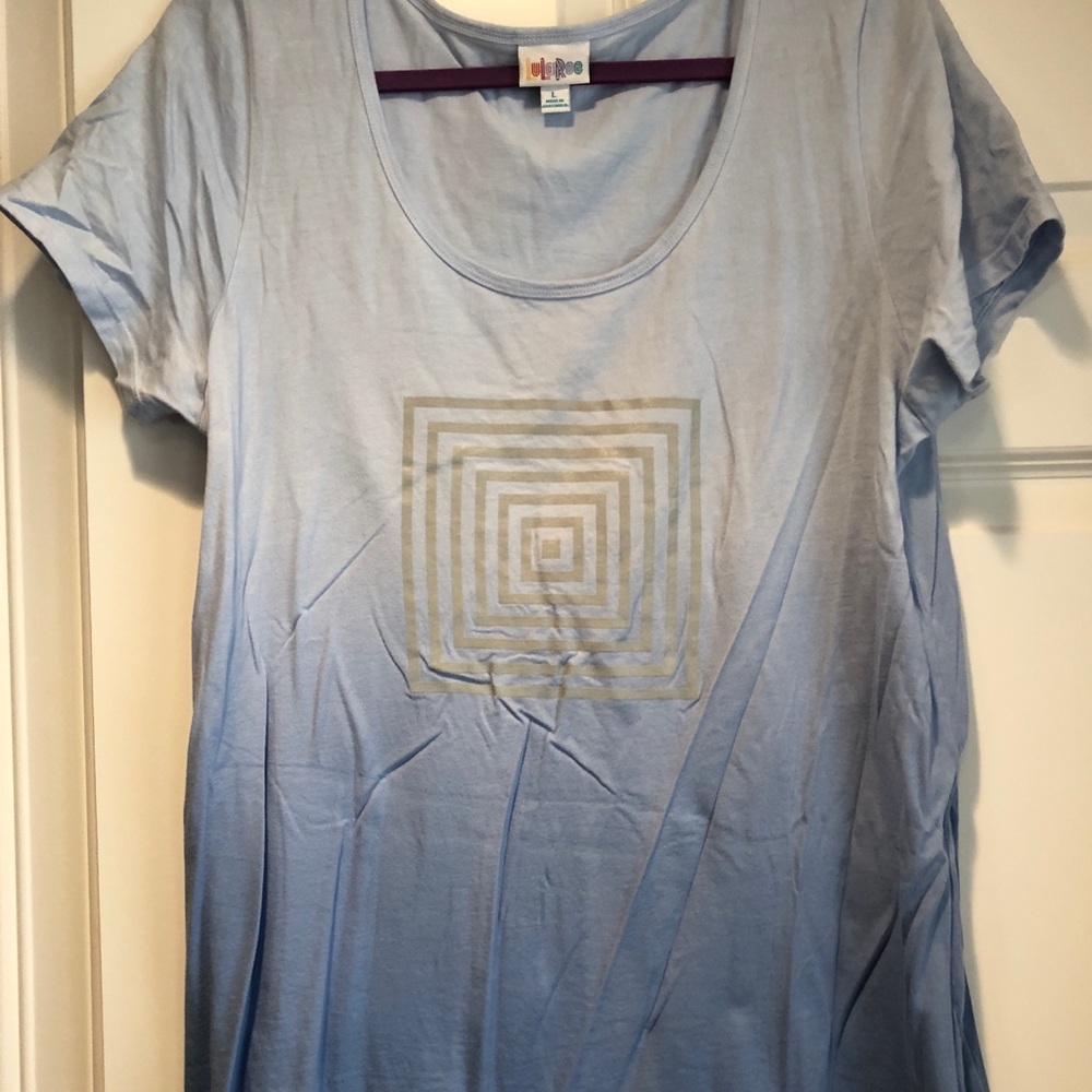 LuLaRoe L Classic T